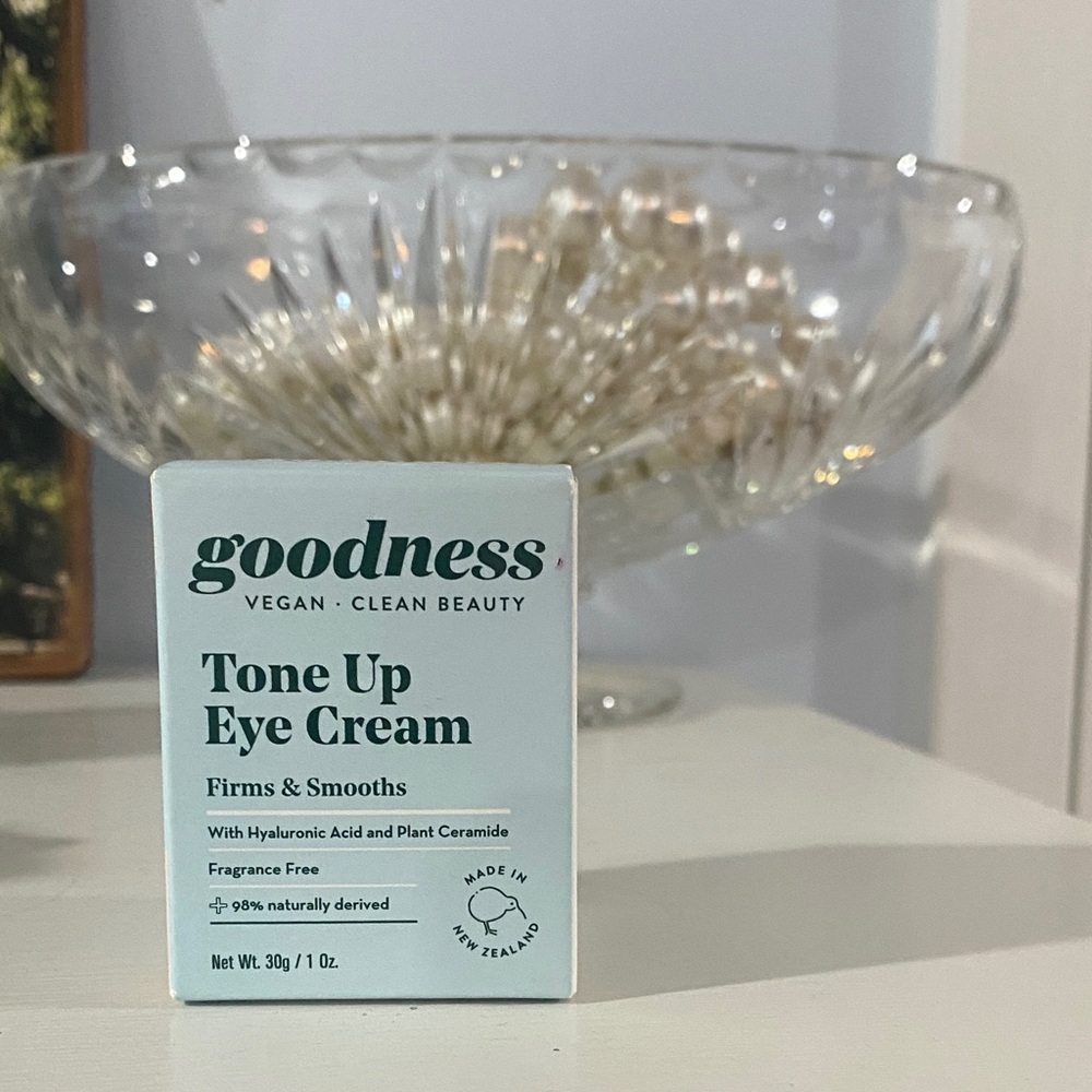 goodness Tone Up Eye Cream Vegan Clean Beauty Firms Smooths 1 oz.